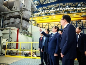 Vietnam switches on first LNG-fired power plants, plans 20 more by 2035